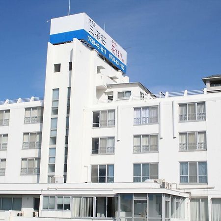 Hotel Hanatemari Shirahama Exteriör bild